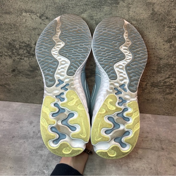 Nike Renew Running Shoes Womens sz 8 - Picture 5 of 7